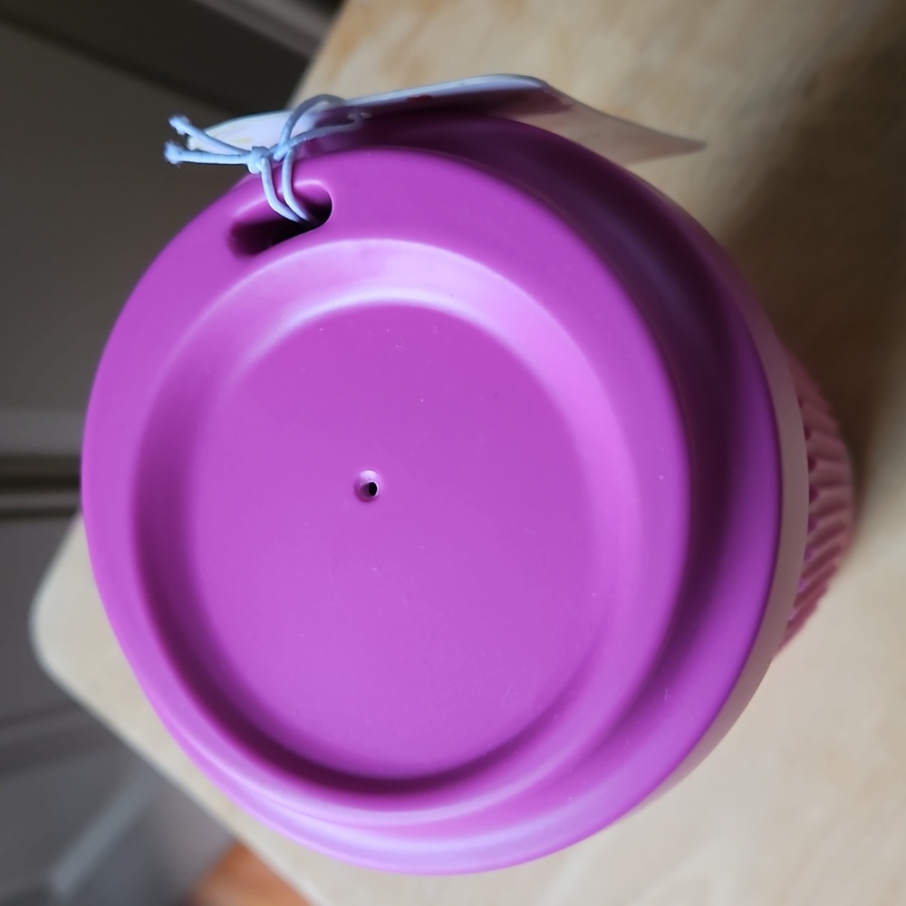DISNEY MARIE TRAVEL MUG - Picture 3 of 8
